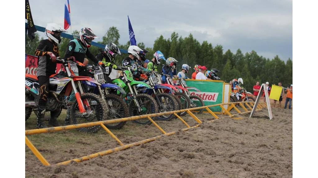 В посёлке Ивот прошёл международный мотокросс