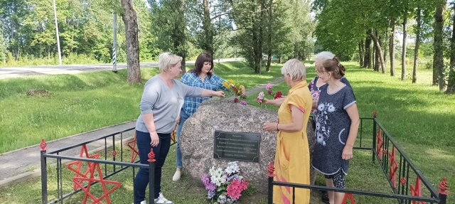 Работники Алешинского дома культуры и администрации приняли участие в акции «Партизанскими тропами»