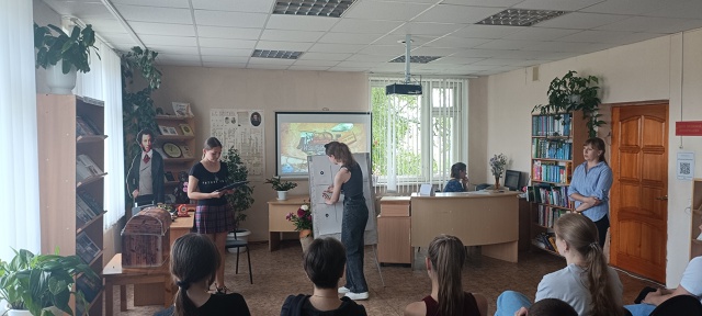 В Дубровской библиотеке состоялся библиостендап «Изобретения, которые потрясли мир»