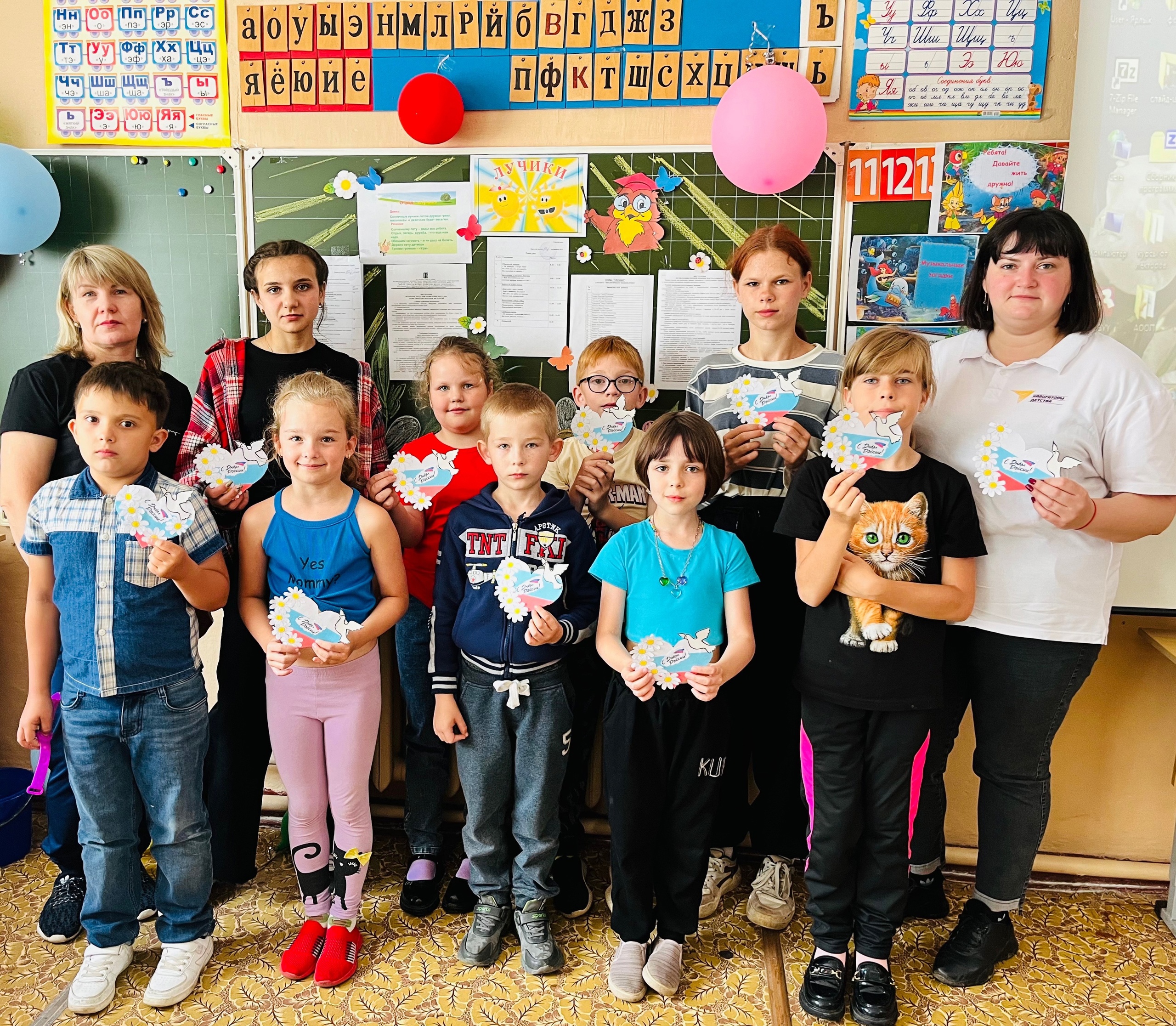 В пришкольном летнем лагере «Дружба» состоялся конкурс рисунков «Моя Россия»