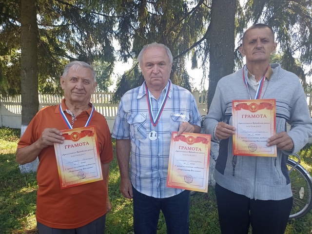 В поселке Дубровка состоялся шахматный турнир