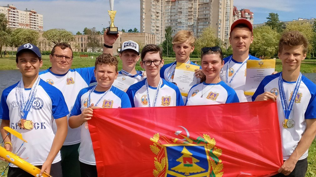 Брянские спортсмены одержали победу в первенстве России по судомодельному спорту