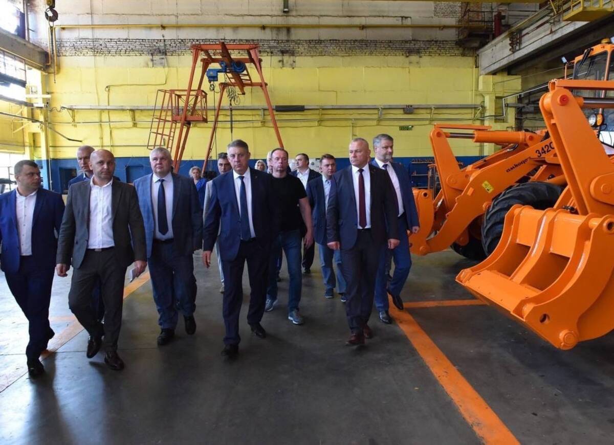 Совместное предприятие «Амкодор-Брянск» посетили представители посольства