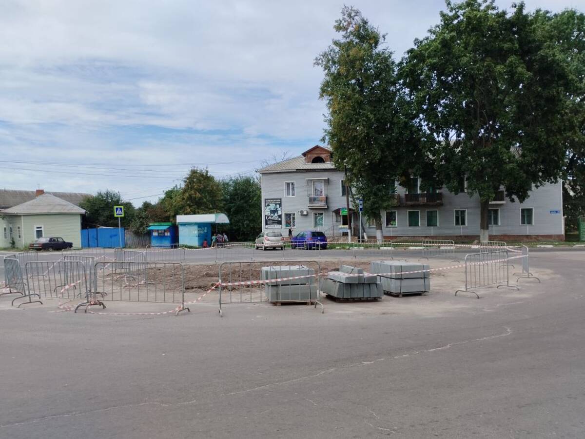 В Стародубе Брянской области приступили к благоустройству общественной территории «Кольцо»