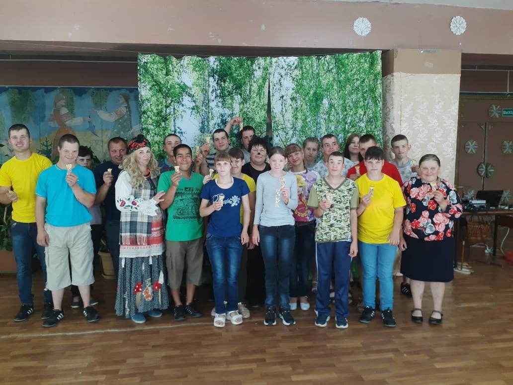 Воспитанники Дубровского детского дома-интерната посетили Рековичский ДК