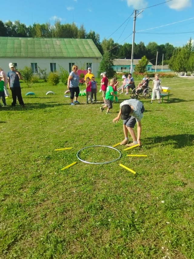 Для воспитааников Дубровского детского дома-интерната состоялось состязание «Лето у нас в гостях»