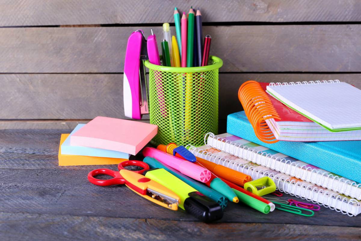 Дубровские семьи получили выплату к новому учебному году