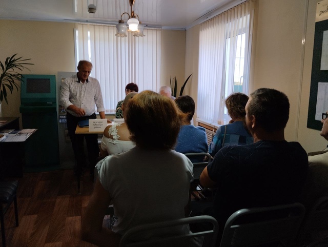 В ГКУ «ЦЗН Дубровского района» состоялась ярмарка вакансий рабочих мест