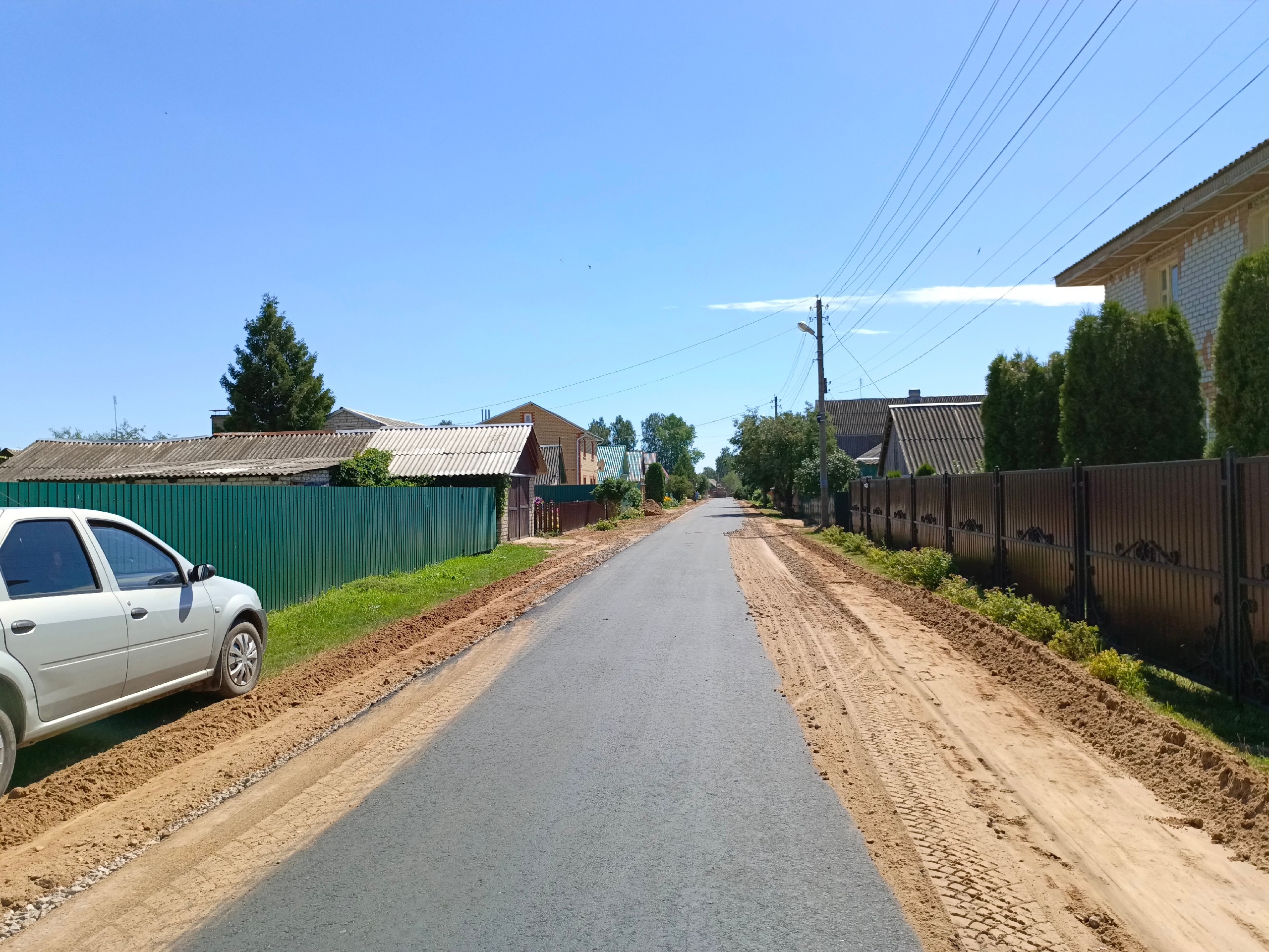 Благоустройство дорог в Дубровке продолжается