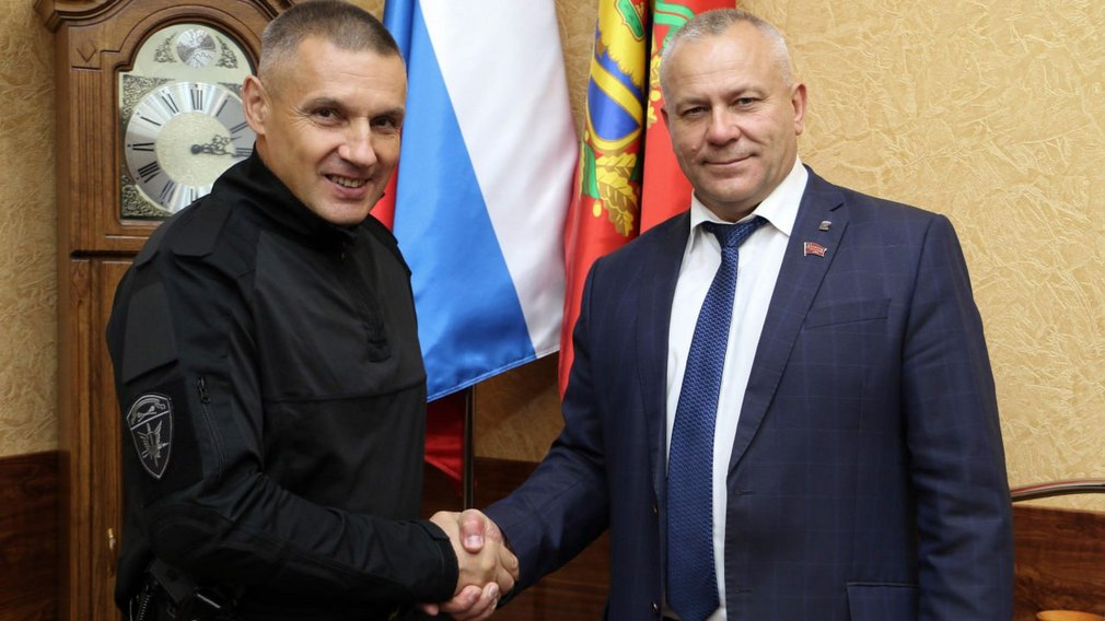 Спикер Брянской облдумы Валентин Суббот провел встречу с Героем России Андреем Фроленковым