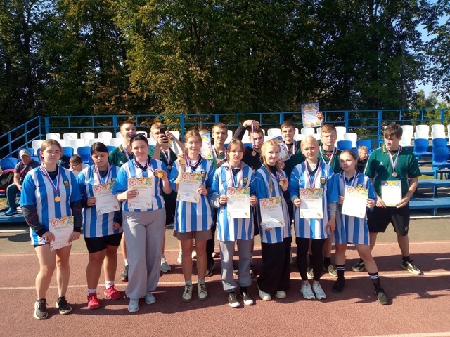 В Дубровке состоялись районные соревнования по мини-лапте