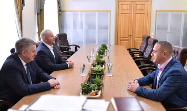 Губернатор Александр Богомаз обсудил социально-экономическое развитие региона с депутатом Госдумы ФС РФ Александром Ильтяковым