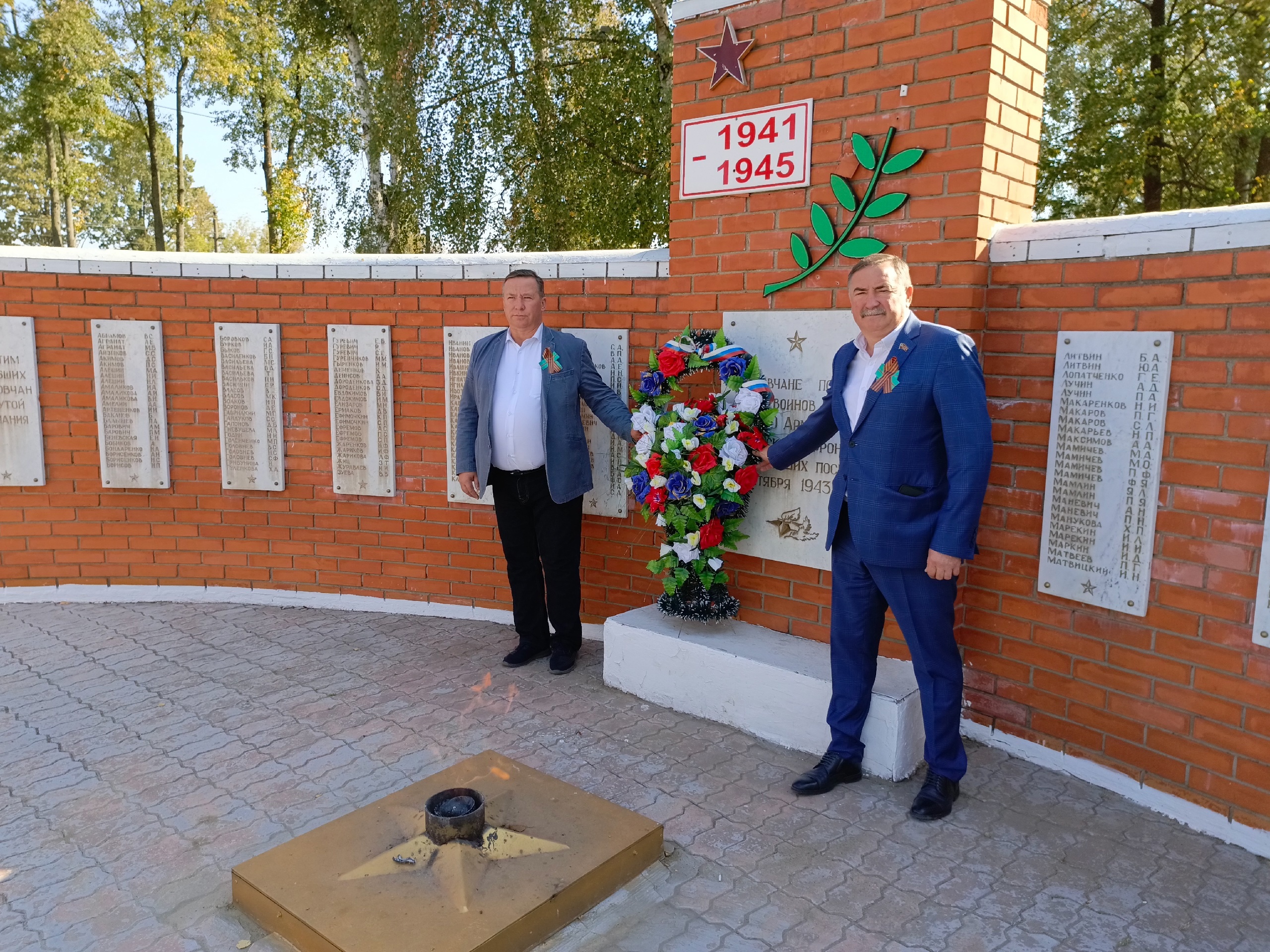 В Дубровке почтили память героев-освободителей