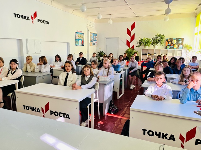 В Дубровской №1 СОШ прошли уроки памяти «Прерванный урок»