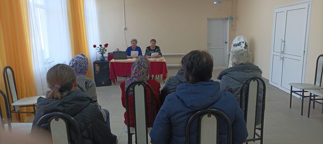 Алешинская поселенческая библиотека провела мероприятие, посвященное Дню пожилого человека «Душою молоды всегда»