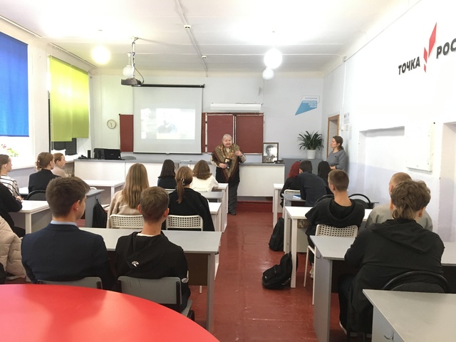 В Дубровской №1 СОШ состоялся краеведческий час, посвященный истории семьи Беневских