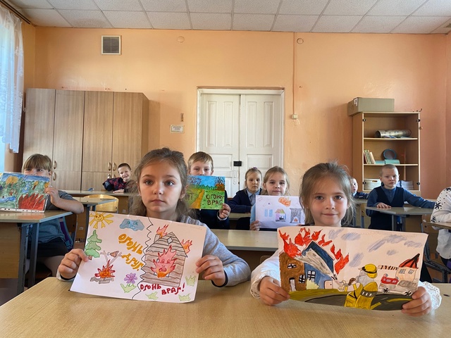 В Дубровской №2 СОШ состоялось мероприятие «Правила пожарной безопасности во время каникул»