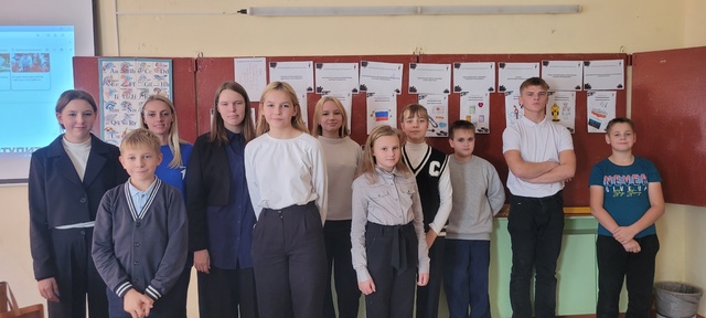 В Давыдчинской ООШ в рамках проекта «Школа актива» состоялся классный час