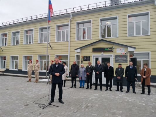 В Стародубском округе после капремонта открыли Остроглядовскую среднюю школу