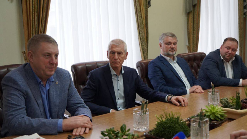 В Брянской области молодежь активно вовлекают в занятия физкультурой и спортом