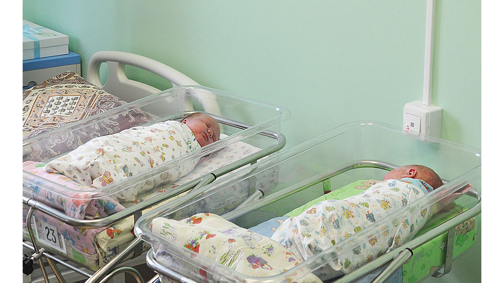 Более 3 тысяч брянских женщин стали впервые мамами в 2023 году