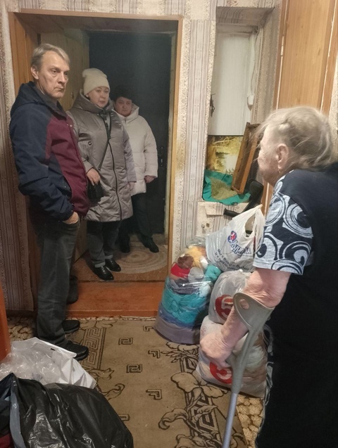 Многодетной семье из Дубровки оказана помощь специалистами ГБУ КЦСОН Дубровского района