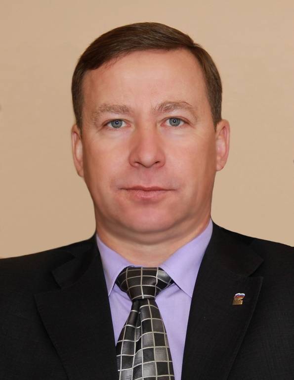 Главой администрации Дубровского района избран И.А. Шевелёв