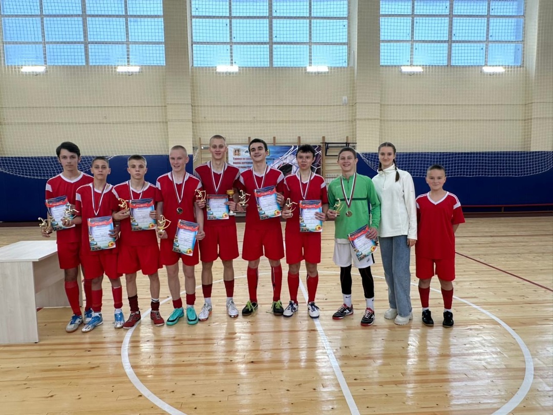 В Дубровской СШ прошел турнир по мини-футболу памяти воина-интернационалиста В.Скрыпника