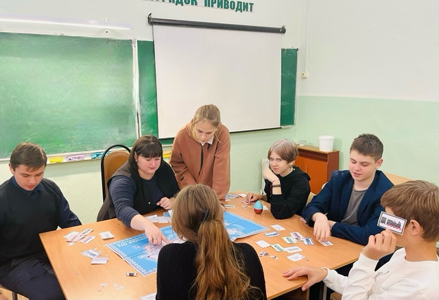 Для обучающихся МБОУ Дубровской №1 СОШ прошли мероприятия, посвященные Дню народного единства