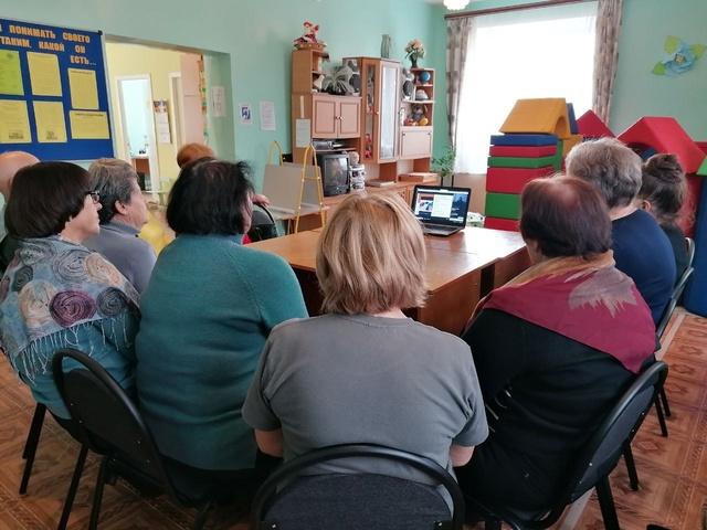 Люди старшего поколения ГБУ КЦСОН Дубровского района посетили онлайн-занятия по финансовой грамотности