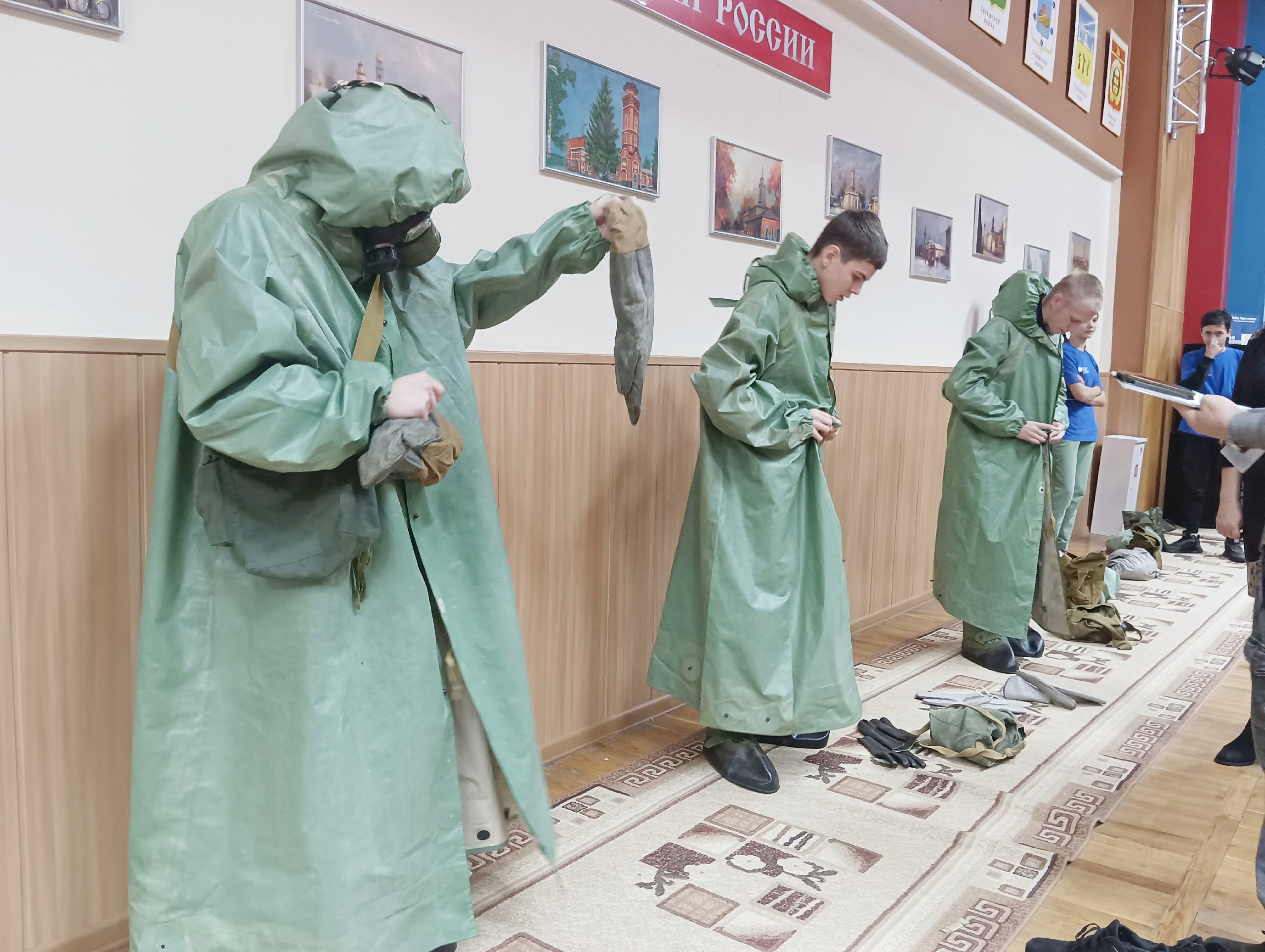 Мобильный отряд «Школа безопасности» МБОУ Дубровской  №1 СОШ принял участие во II соревнованиях мобильных отрядов «Школа безопасности» Брянской области.