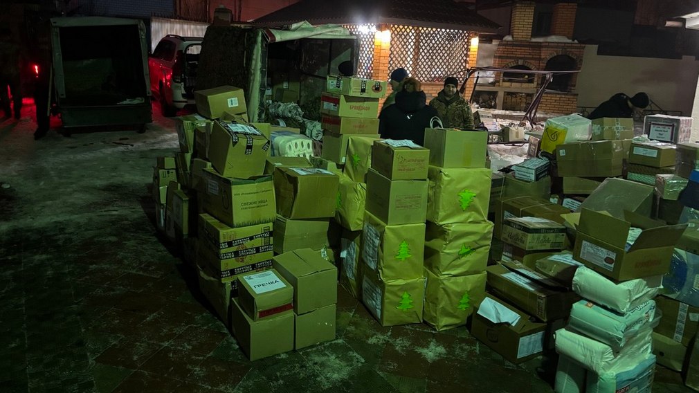 Брянские волонтёры поздравили бойцов спецоперации с наступающим Новым годом