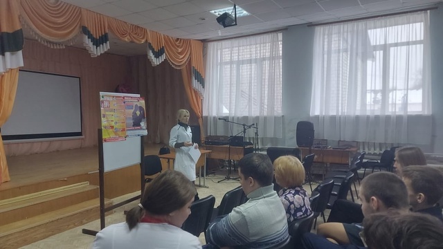 В Дубровской №1 СОШ состоялась встреча обучающихся с врачом-дерматовенерологом Дубровской ЦРБ