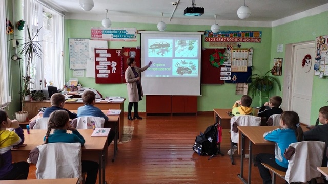 В Давыдчинской ООШ состоялась беседа «Осторожно, гололёд!»