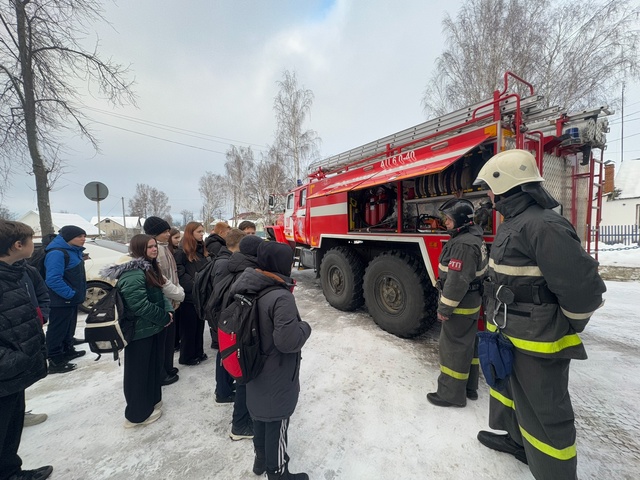 Учащиеся Дубровской №1 СОШ посетили «Пожарно-спасательную часть ПСЧ-20»