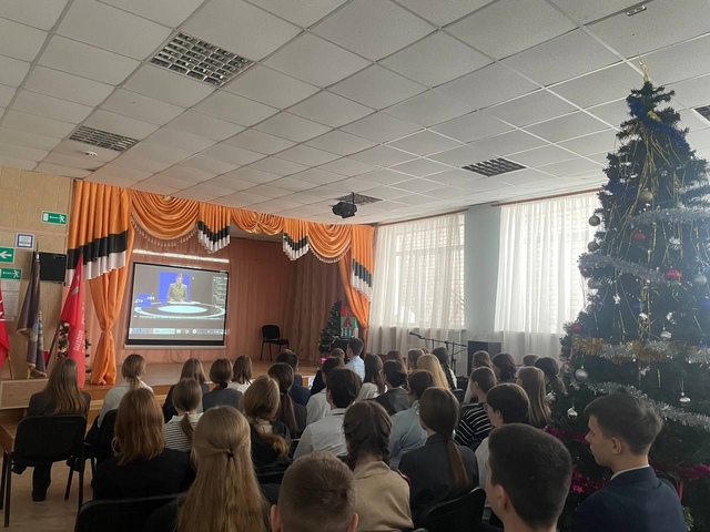 В Дубровской №2 СОШ состоялось мероприятие, посвященное памяти Героя России Водопьянова Александра Владимировича