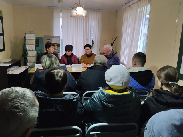 ГКУ «Центр занятости населения Дубровского района» провел ярмарку вакансий рабочих мест