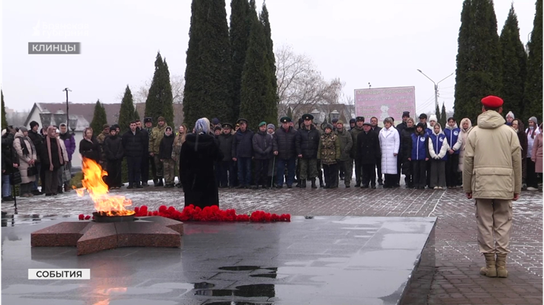 В КЛИНЦАХ БРЯНСКОЙ ОБЛАСТИ ПРОШЛО ОТКРЫТИЕ МЕСЯЧНИКА ОБОРОННО-МАССОВОЙ И СПОРТИВНОЙ РАБОТЫ