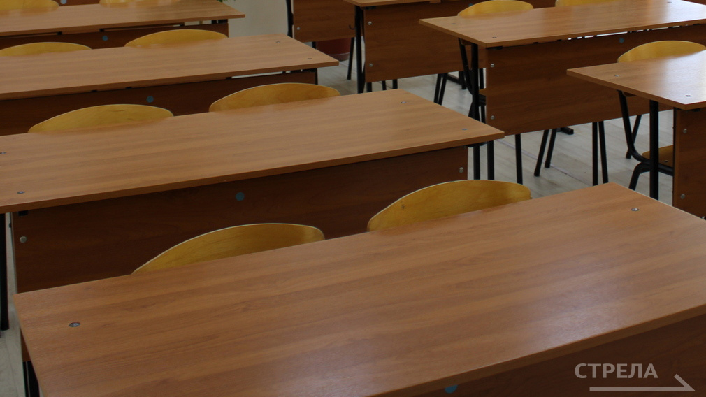 В Дубровке продолжается капремонт школы № 2