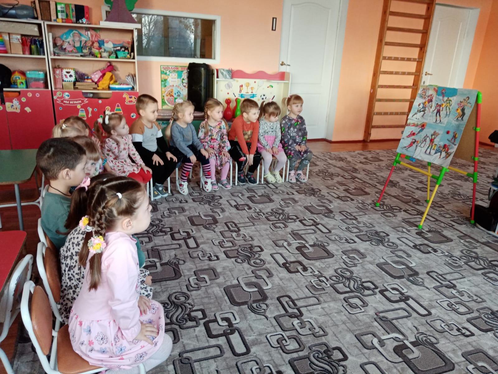 В Дубровском детском саду №4 прошёл «День зимних видов спорта»