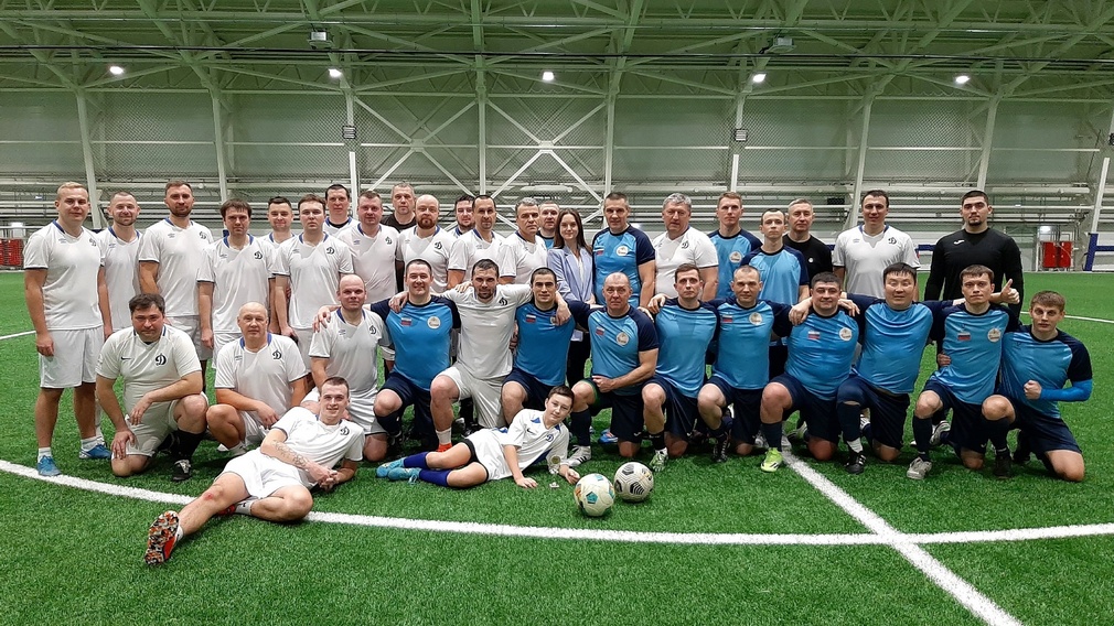 В Брянске состоялся благотворительный футбольный матч в помощь детям