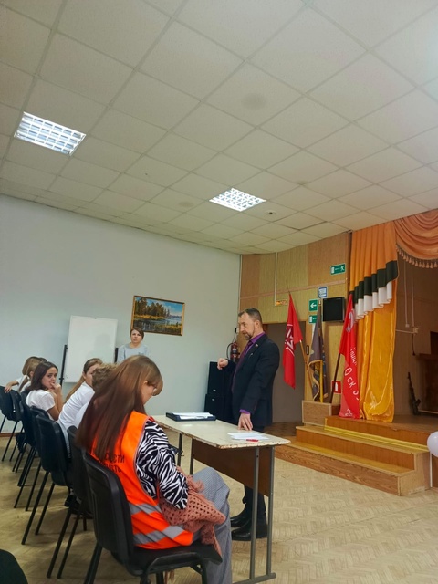 Для учащихся Дубровской № 1 СОШ состоялась военно-патриотическая квест-игра: «Знаем, помним, гордимся!»