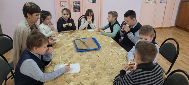 Давыдчинской ООШ прошла Всероссийская акция «Блокадный хлеб»