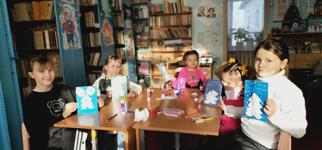 Для учащихся Рябчинской СОШ состоялся мастер-класс «Открытка к Рождеству»