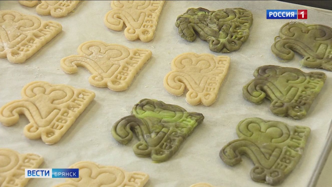 Сладкая выпечка изготавливается для военнослужащих