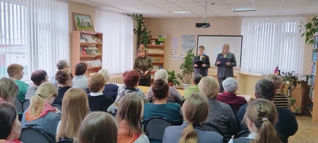 В Дубровской библиотеке прошел киноурок «Думать тишину»