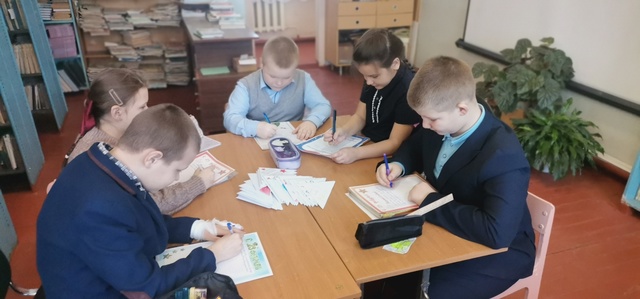 Учащиеся Рябчинской СОШ приняли участие в акции «Письмо солдату»