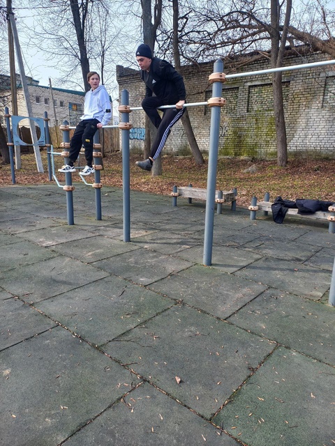 Воспитанники ГБУ КЦСОН Дубровского района посетили стадион «Труд»