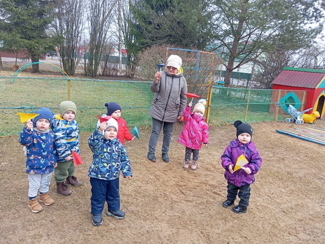 Для воспитанников Дубровской № 1 СОШ состоялась подвижная игра «Самолёты»