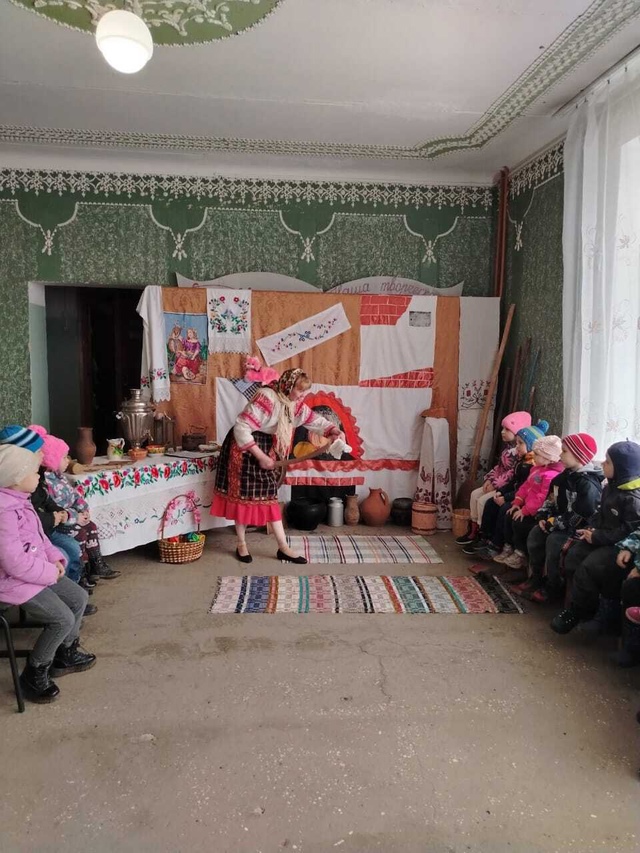 В Пеклинском СДК прошла познавательная программа «В русской горнице»